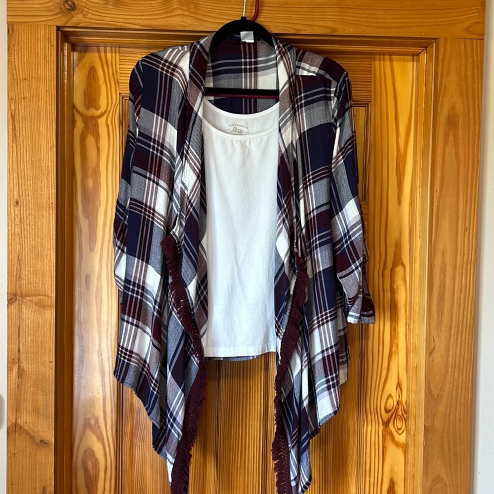 Venus navy white burgundy plaid soft light shirt, great fall layer